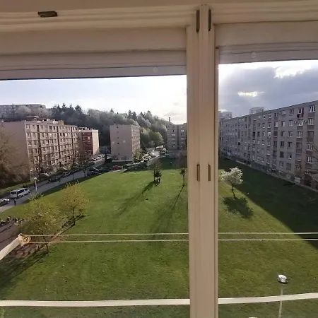 Svjetao Apartman I Besplatan Parking Na Hrasnom Kod Bosmala * Sarajewo